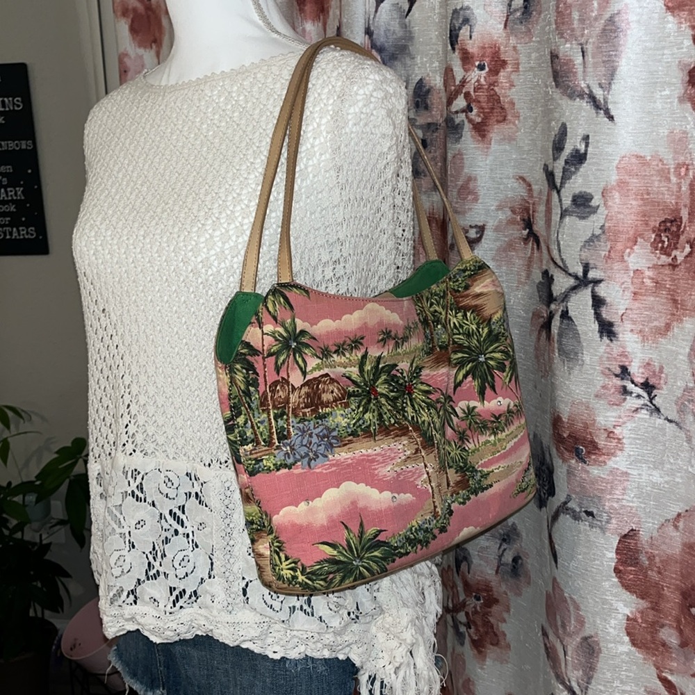 Fossil Forever Vintage Tropical Beaded Detailing Shoulder Bag - Picture 13 of 13